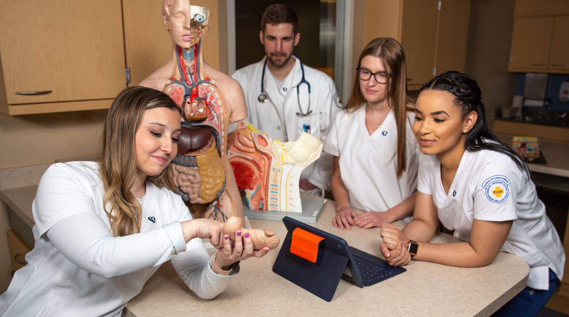 Find out How to Get into Nursing School
